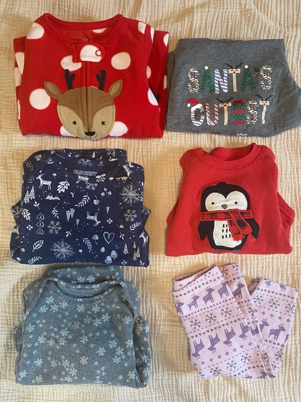 Old Navy, Carter’s / baby clothes Christmas Bundle